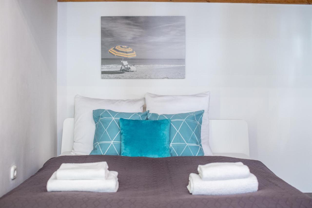 Central Quiet Studio B&B, Airport Connection บูดาเปสต์ ภายนอก รูปภาพ