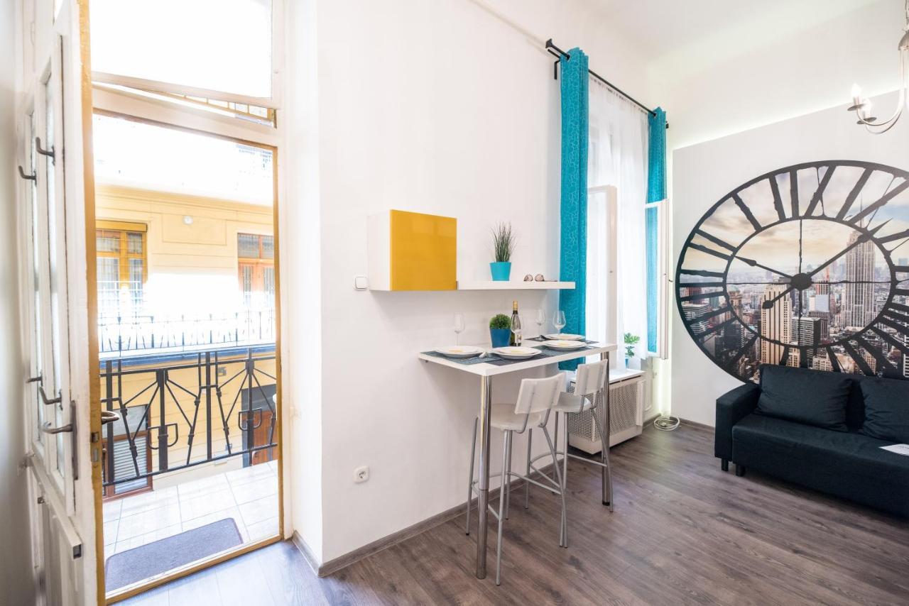 Central Quiet Studio B&B, Airport Connection บูดาเปสต์ ภายนอก รูปภาพ
